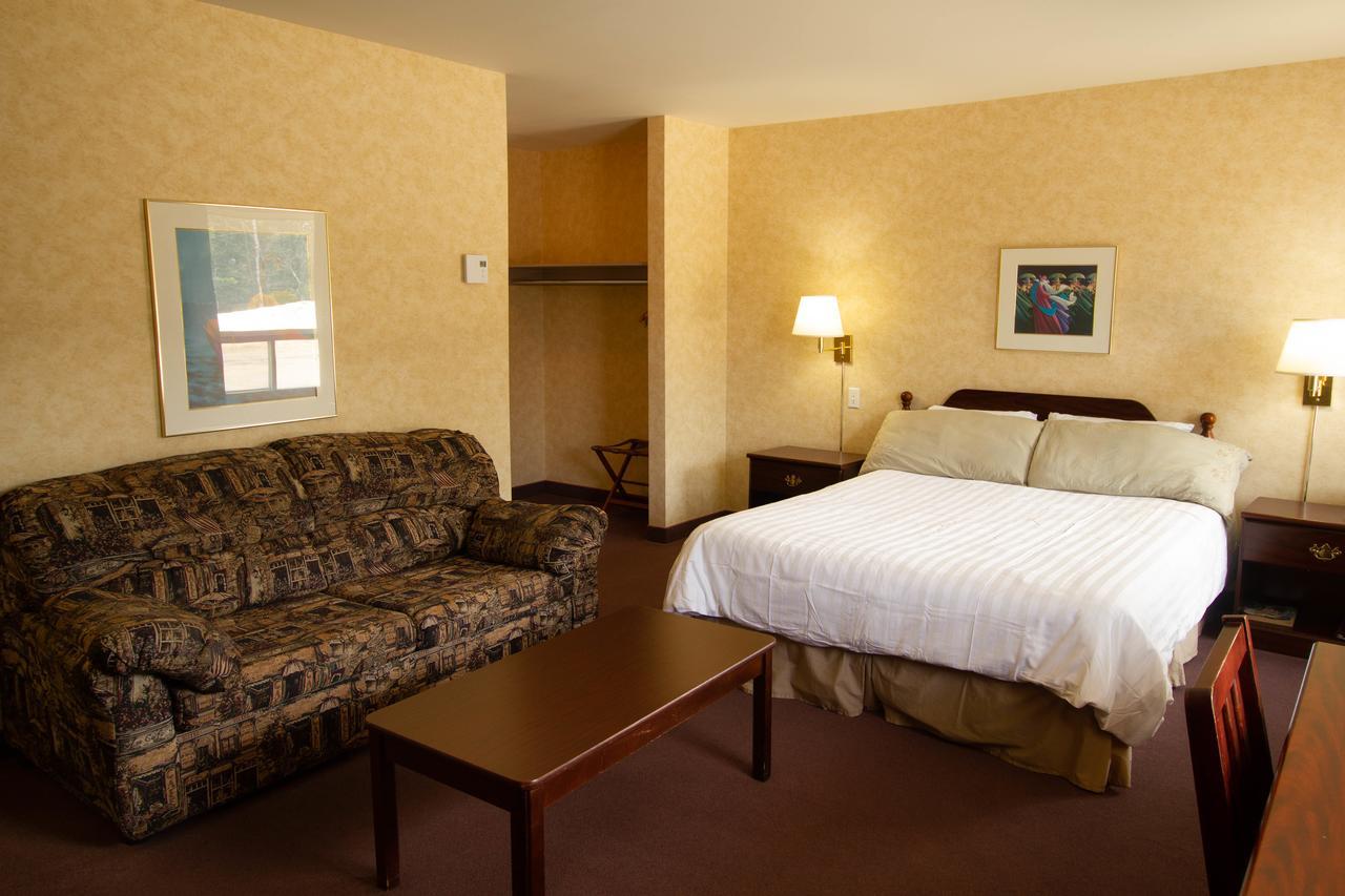 Auberge La Rocaille Shawinigan Buitenkant foto