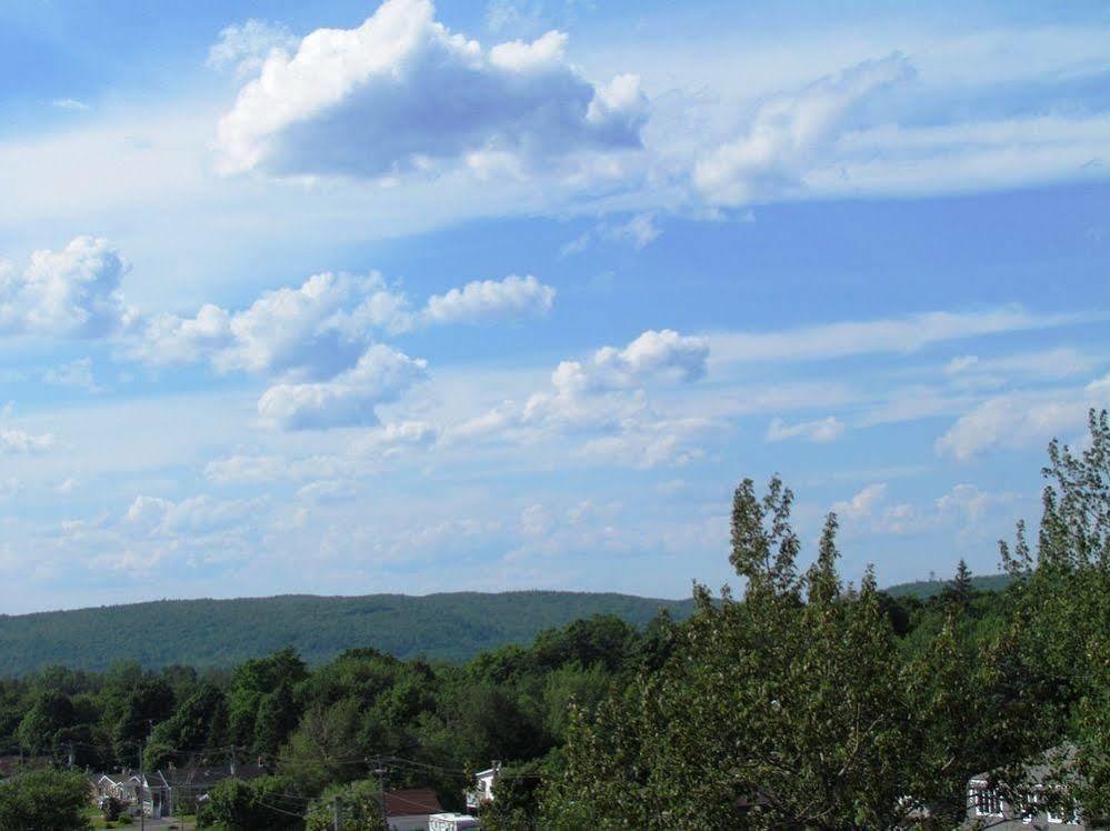 Auberge La Rocaille Shawinigan Buitenkant foto
