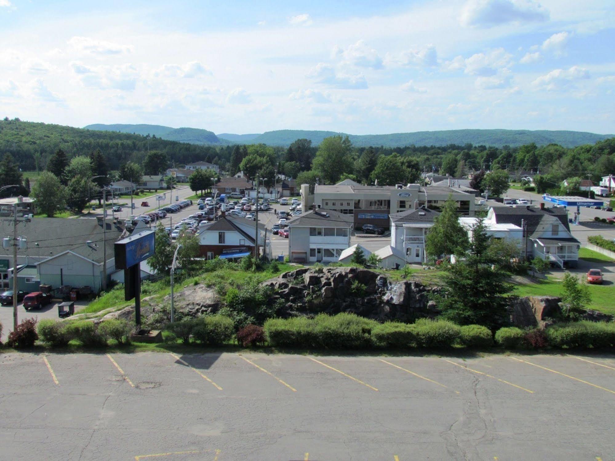 Auberge La Rocaille Shawinigan Buitenkant foto